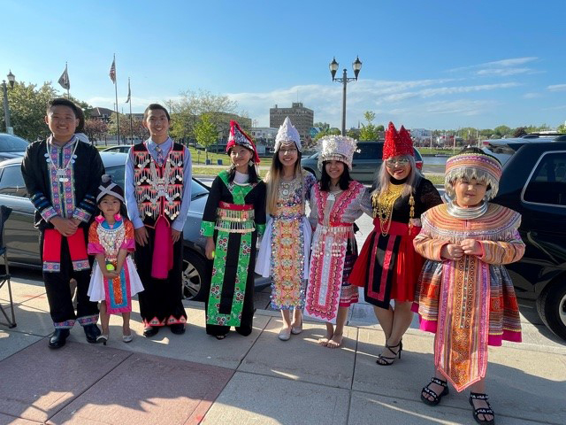 Hmong Culture Night participants group photo